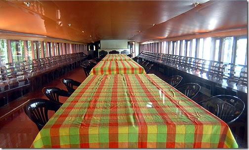 Houseboat_3 Houseboat_3