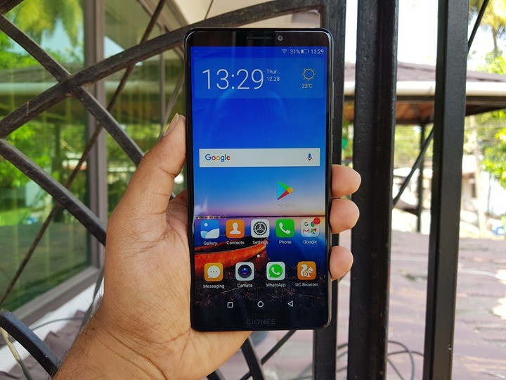 Smartphones with 18:9 Displays