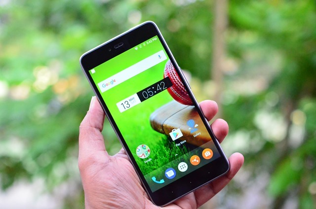 Smartron SRT.Phone Review